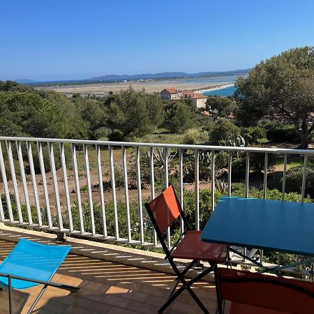 Appartement Hyeres - Costebelle Duplex Vue Mer Balcon Residence Privee Parking - Marie Caroline Eksteriør billede